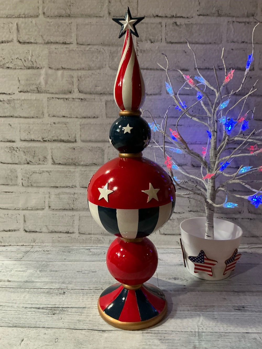 STARS & STRIPES Stars and Stripes Finial Patriotic Decor